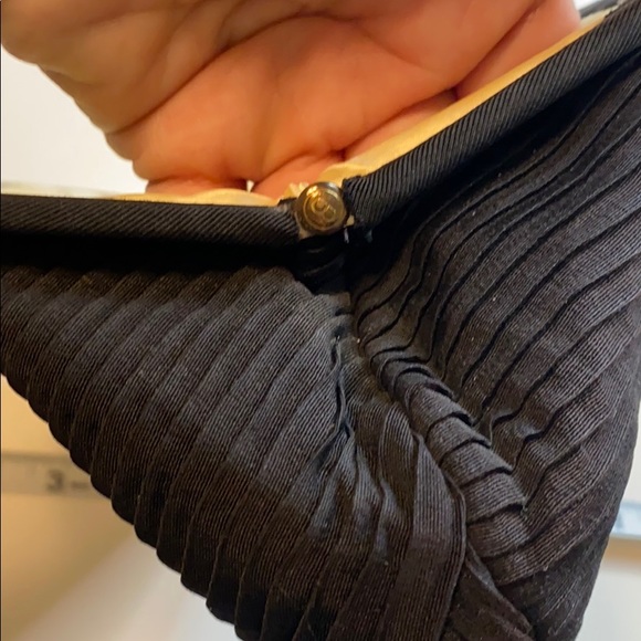 Vintage Pleated Black Clutch - Picture 6 of 7
